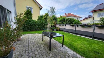 RESERVIERT! Junge DHH in Feldrandlage