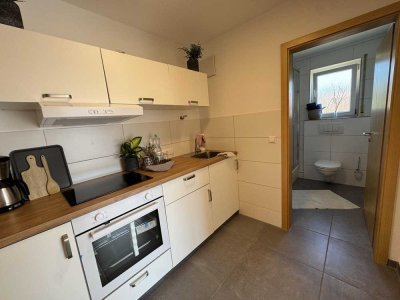 * TRAUMHAFTES MÖBLIERTES APPARTEMENT * MIT BALKON UND STELLPLATZ - KOMPLETTSANIERUNG 2025