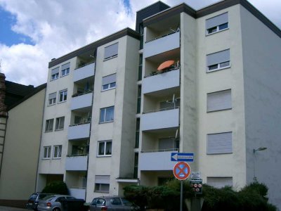 Zwei sofort nutzbare Eigentumswohnungen nebeneinanderliegend zentral in Ottweiler