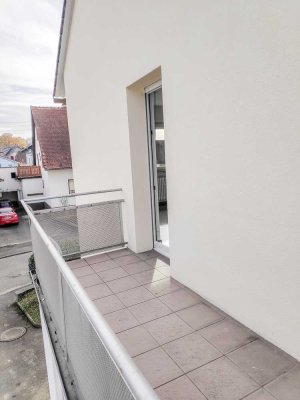 helle 3-Z.-Wohnung in Haueneberstein, ca. 80 m² mit Garage und Balkon
