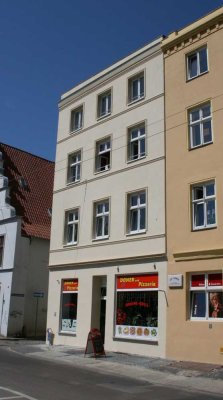 2-Raum Wohnung mit Einbauküche im Herzen der Altstadt