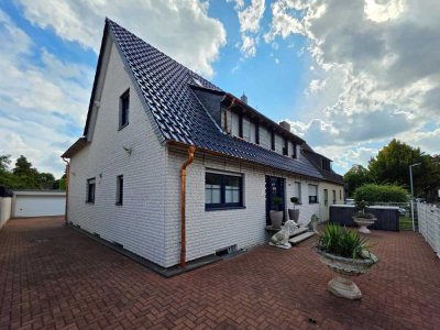 Großzügig geschnittenes Einfamilienhaus mit vielen Extras in beliebter Lage von Dinslaken-Averbruch