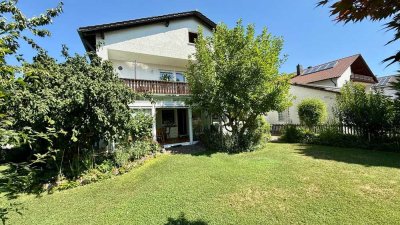 Gepflegtes Zweifamilienhaus in bester Lage!
