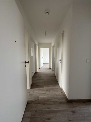 Frisch sanierte 3-Zimmerwohnung mit Balkon