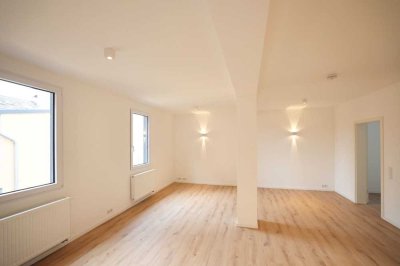 Moderne - Frisch sanierte 2-ZKB Wohnung in zentraler Lage von Niederlahnstein