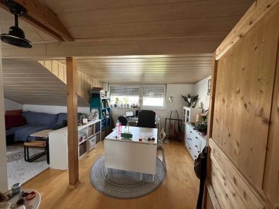 Schöne gemütliche zwei Zimmer Dachgeschosswohnung nahe Landschaftspark Schwäbisch Gmünd