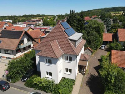 Charmantes Ein- oder  Zweifamilienhaus in ruhiger  Lage
