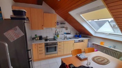 Schöne 2-Zimmer-Wohnung in Viernheim in ruhiger Lage zu vermieten.