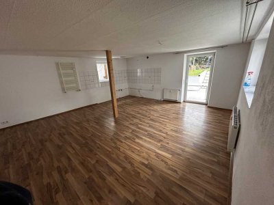 3 Zimmer Wohnung mit Terrasse in Tübingen Weilheim