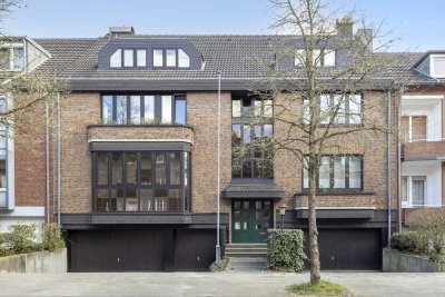 Außergewöhnliche Wohnung mit Haus-im-Haus-Charakter inkl. Büroeinheit am Neusser Stadtgarten