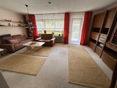 5-Zimmer Reihenmittelhaus möbliert mit Garage im Herzogenauracher Süden