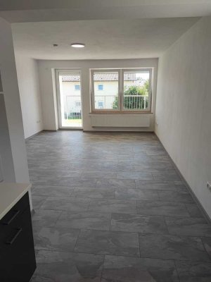 Helle und neusanierte 4,5-Raum-Wohnung in Töging
