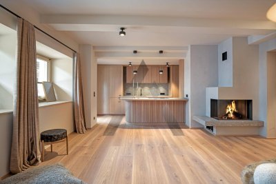 Hochwertig ausgestattete Wohnung in historischem Stadthaus - Kitzbühel