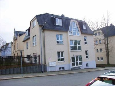 2-Raum-Erdgeschosswohnung mit Loggia und EBK