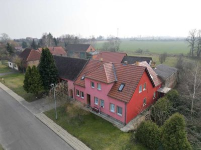 Niedergörsdorf: Bauernhof mit intaktem Nebengelass für eine oder zwei Familien