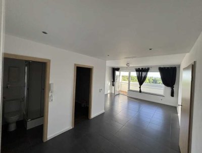 1,5-Zi-Apartment _ ein eigenes Reich über den Wolken