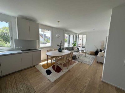 Kurzfristig ins neue Zuhause einziehen I 4,5-Zi.-Neubau-Wohnung mit großer Sonnenterrasse.