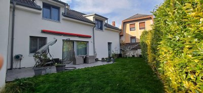 Exklusives Einfamilienhaus in ruhiger Lage - hochwertig modern &amp; familienfreundlich