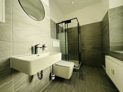 Neues Wohngefühl: Frisch renovierte 3-Raum-Wohnung inklusive Einbauküche