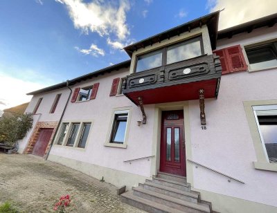 Großes 6 Zimmer Einfamilienhaus mit Garten und großer Doppelgarage/Werkstatt