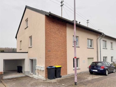 SEHR GEPFLEGT, Stellplatz oder Garage möglich, ruhige Lage