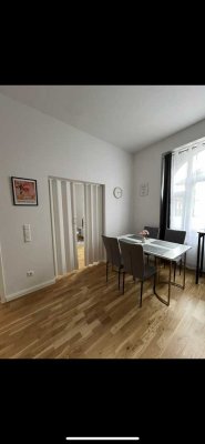 Stilvolle vollmöbilierte 2-Raum-Wohnung mit gehoben und zentral in Schwetzingen