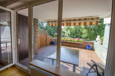 3-Zi. Wohnung 1.OG mit Terrasse und Einbauküche in Niendorf / Tibarg
