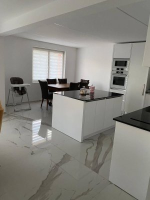 4- Zimmer Wohnung