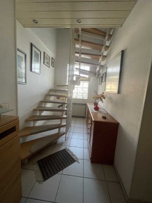 Freistehendes Zweifamilienhaus in zentraler Lage von Heilbronn-Böckingen