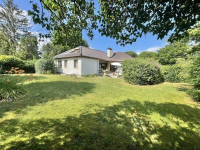 Außergewöhnlich charmante Unternehmer-Villa mit großem Grundstück und abtrennbarem Bauplatz