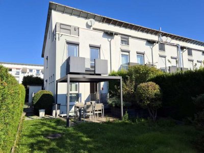 DOGS ALLOWED - 19 MIN TO CLAY! Townhouse with garden and two parking spaces