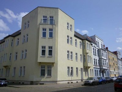 Großzügige 4-Raum-Wohnung mit Balkon in MD Alte Neustadt erwartet Sie!