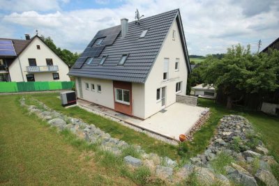 Frisch saniert, energieeffizient und bezugsbereit – ideal für Paare oder kleine Familien