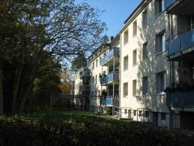 Renovierte 2 2/2 Zimmer Dachgeschoss Wohnung sofort anmietbar!