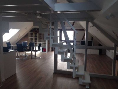 Lofttraum in direkter Rheinnähe und Weingewölbe