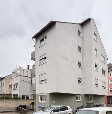 Gepflegte, zentral gelegene 2 Zimmer Wohnung in Mannheim-Neckarau