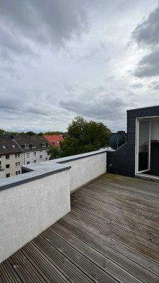 Exklusive Dachgeschosswohnung mit 360°-Panorama & Traum-Dachterrasse über Rüttenscheid