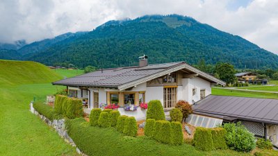 Modernes Familienhaus mit Einliegeroption und Panoramablick in Kössen