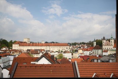 Charmante 2,5-Zimmer-Dachgeschoßwohnung in zentraler Lage, Miete 4400 Steyr