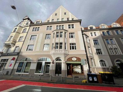 Sehr schöne 3-Zimmer-Altbauwohnung mit Balkon, nähe Moltkeplatz!