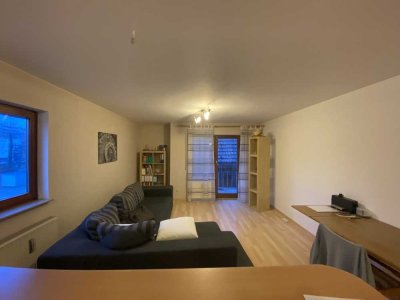 2-Raum-Wohnung mit Balkon und Einbauküche in Remseck