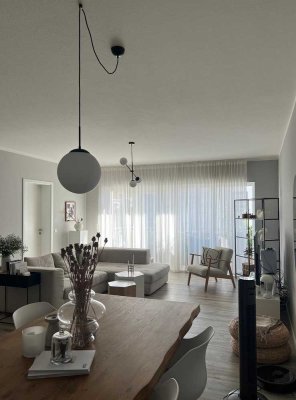 4 Zimmer OG-Mietwohnung, zentrale Lage - ab 01.10.2025