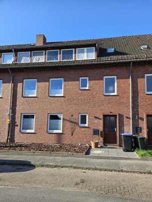 3 Zimmerwohnung im Dachgeschoss in ruhiger & zentraler Lage in Bremen Rönnebeck sucht ruhigen Mieter