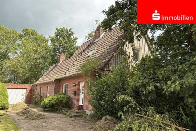 Klassisches Siedlungshaus mit großzügigen Garten