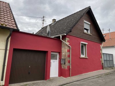 Haus mit Hof und Garten in 67297 Marnheim