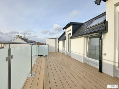 Erstbezug in U-Bahn-Nähe! Sonniges 4-Zimmer-Penthouse mit zwei Terrassen und Fernblick