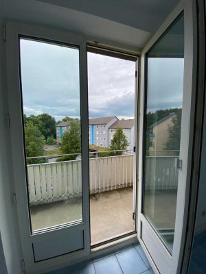 Gemütliche 2-Zimmer Wohnung mit Balkon, Einbauküche und Parkplatz in Lindau-Reutin