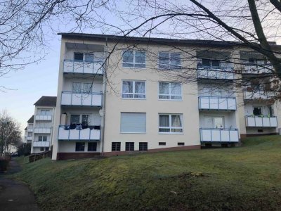 Praktische 2-Zimmer Wohnung mit neuen Bodenbelägen zu vermieten