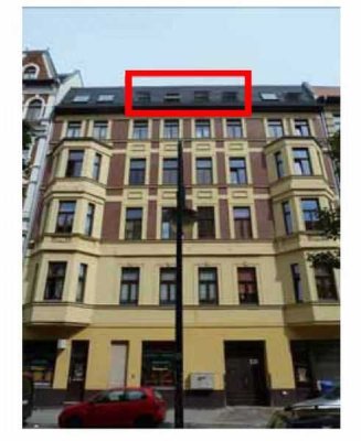 Niedliche 1-Raum-DG-Wohnung mit EBK + Fahrstuhl in Hasselnähe!