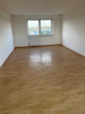 Helle 3,5 Zimmer Wohnung mit tollem Ausblick!